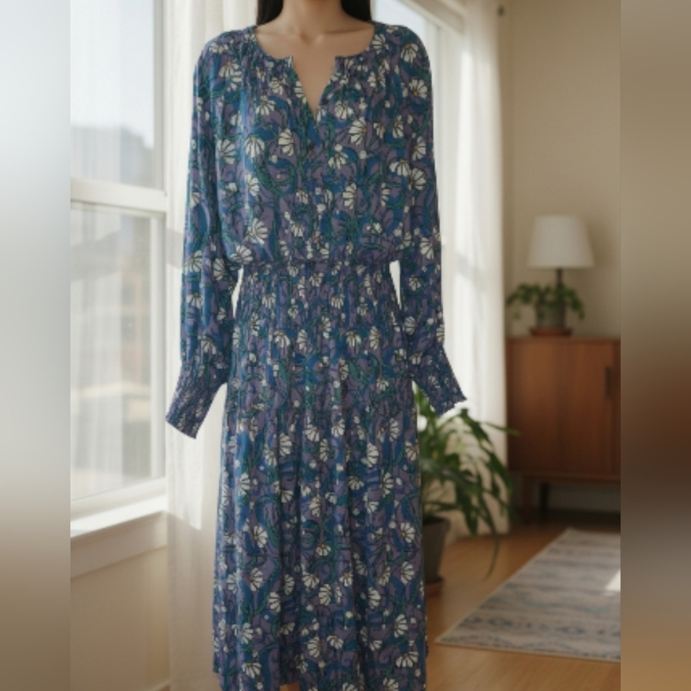 Nicole Miller Long Sleeve Dress in Blue and White Floral